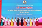 Khát vọng tỏa sáng của phụ nữ Việt Nam ở hai phương diện gia đình và xã hội