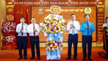 Hóa chất Việt Trì: Ổn định sản xuất, nâng cao đời sống người lao động
