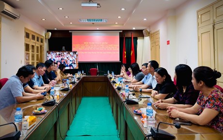 Đảng ủy Cơ quan Công đoàn Công Thương Việt Nam học tập, quán triệt Nghị quyết 10-NQ/TW