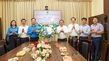 Lãnh đạo Vinachem chúc mừng CĐ Công nghiệp Hoá chất Việt Nam nhân kỷ niệm 97 năm Ngày Thành lập Công đoàn Việt Nam 