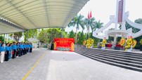 Công đoàn Công Thương Việt Nam tổ chức hành trình về nguồn, tri ân các anh hùng liệt sĩ và giáo dục truyền thống cách mạng